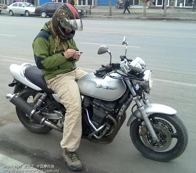 4缸600cc,油耗6个油?8个油?代步的话一年油钱