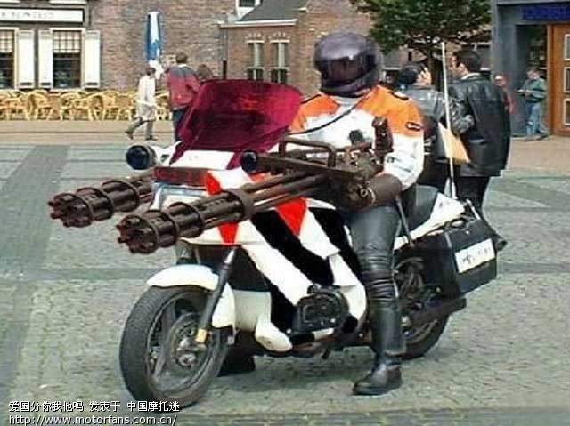 阿拉伯世界警察骑摩托牛! - 天津摩友交流区 - 摩