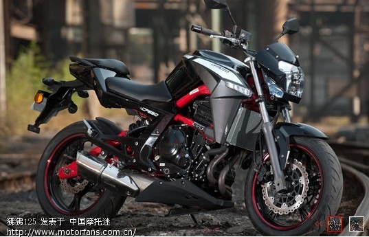 你会选择2缸的春风650还是钱江直4黄龙600?