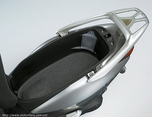 价钱便宜点,储物箱大一点的弯梁 - 弯梁世界 - 摩