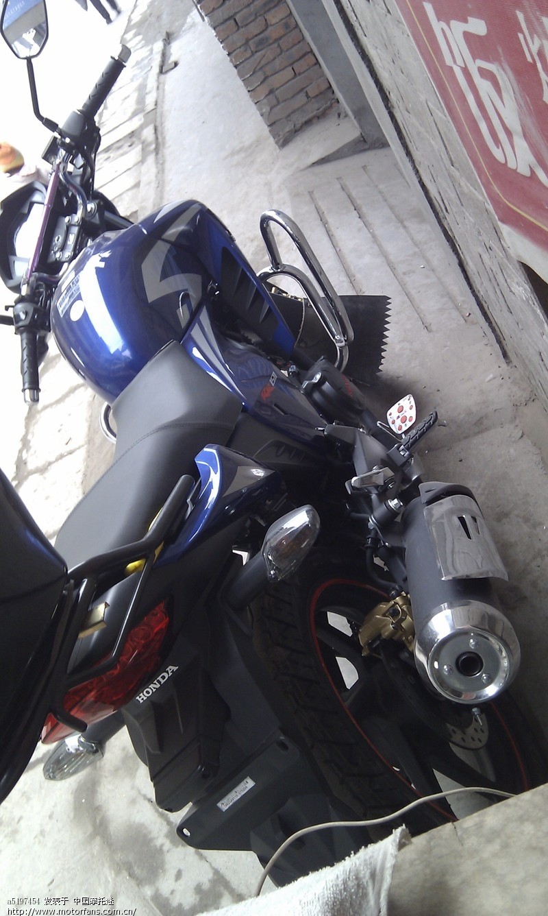 蓝影上图了,怎么都挂不上狗头锁哎, - 五羊本田