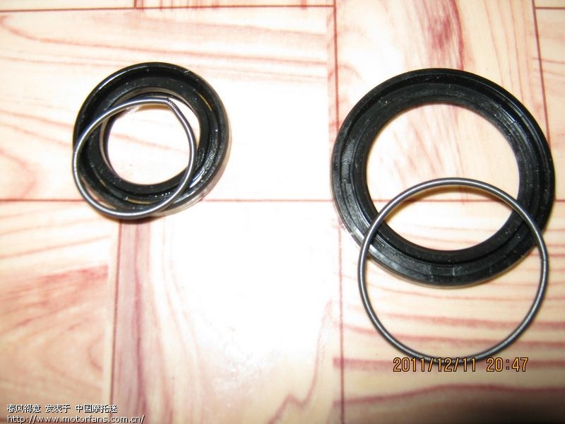 各位前辈,看看我的隆鑫天禧中奖了吗?老漏油