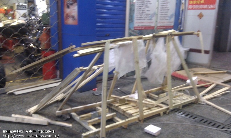 杭州到上海荣誉豪爵专卖店提GW250 - 豪爵铃