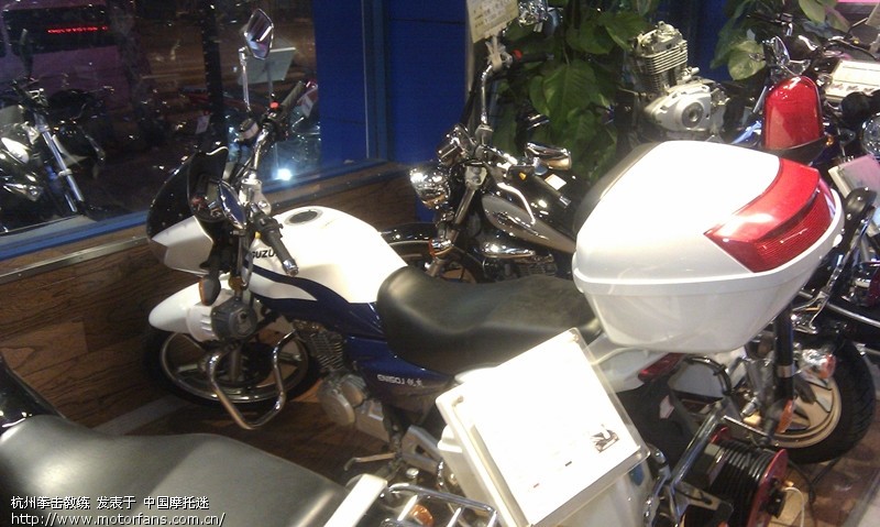 杭州到上海荣誉豪爵专卖店提GW250 - 豪爵铃