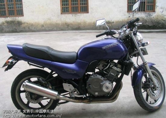 本田蓝宝石250 发动机烧机油图片