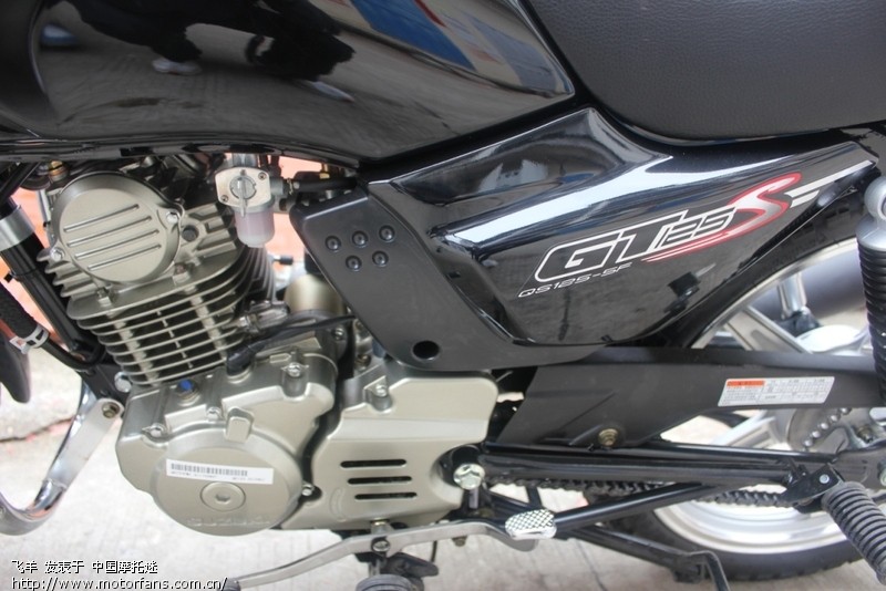 GT125S最简配,骑行800公里时有渗油迹够象,第