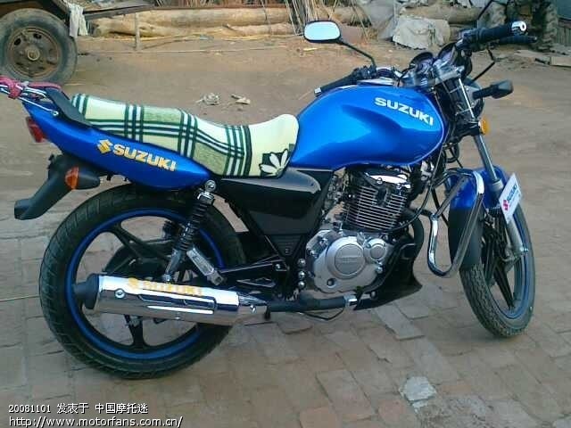 新手报到!( en125-f 红色 ) - 豪爵铃木 - 摩托车论