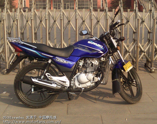 售后的哥们说,125-3L的备用油箱能存5L油? - 摩