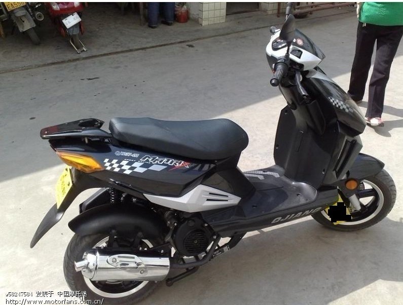 尊敬的师傅 踏板车钱江风雅125t-4H 想更换15