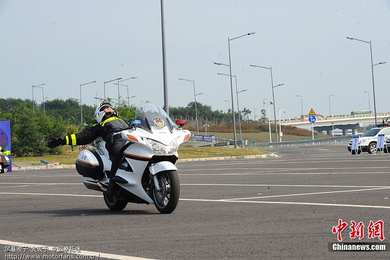 深圳交警深圳湾体育馆F1停车场举办了 - 色魔驴