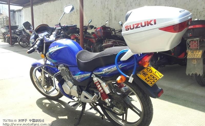 EN150安装豪爵踏板后尾箱 - 豪爵铃木 - 摩托车