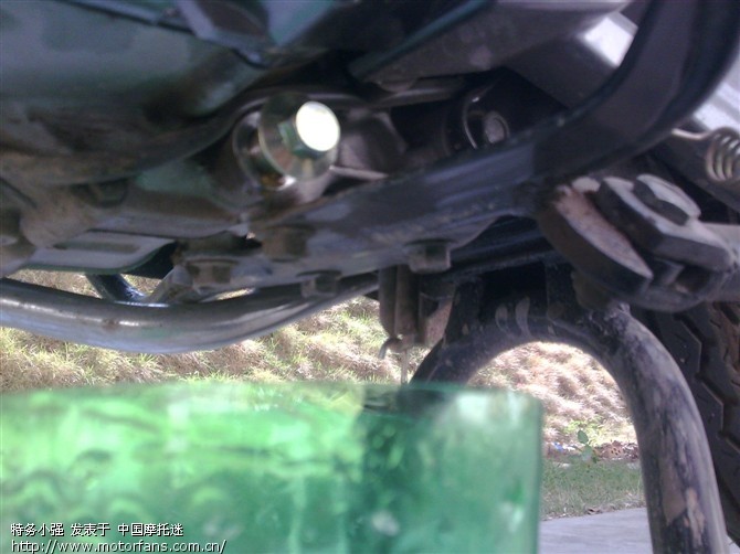 C8的放机油螺丝在哪里,没找到 - 弯梁世界 - 雅