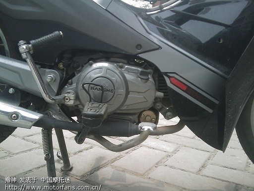 建设X6(JS110-9E)换机油,放油螺栓在哪儿? - 摩