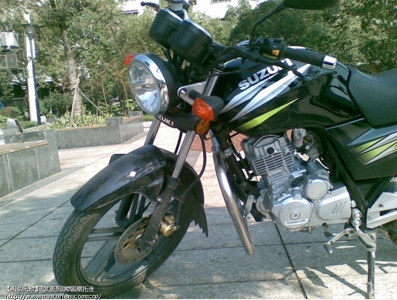 铃木GSX125-3H的备用油箱到底多大 - 摩托车