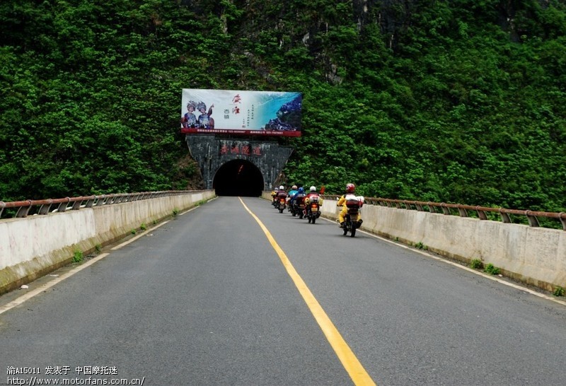 搞活气氛,发几张个人无聊在大学城小跑林道的