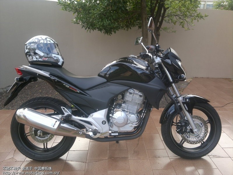 重庆摩展。CB300R提前看,海量细节图, - 五羊