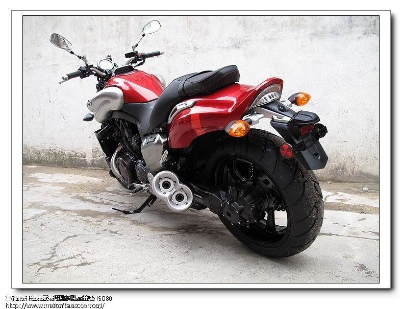 YAMAHA的经典之作超级大魔鬼 - 雅马哈 - 摩托