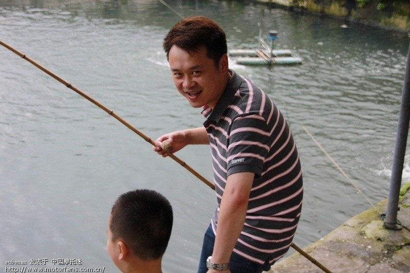 中华鲟,你们吃过没得,我反正是吃过了,哈哈!(9骑