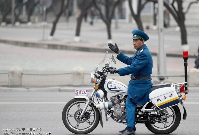 伟大的社会主义朝鲜交警也查车 - 北京摩友交流
