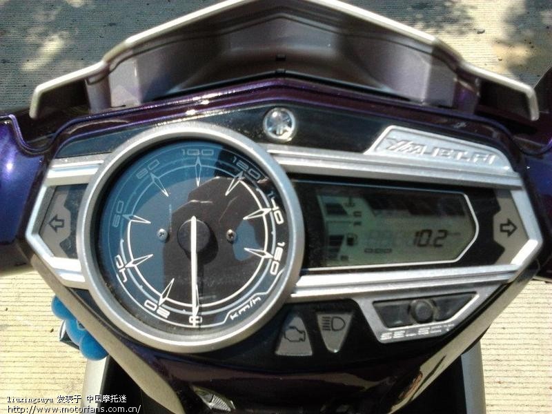 在泰国很久.刚买了辆摩托车.常常更新.介绍泰国