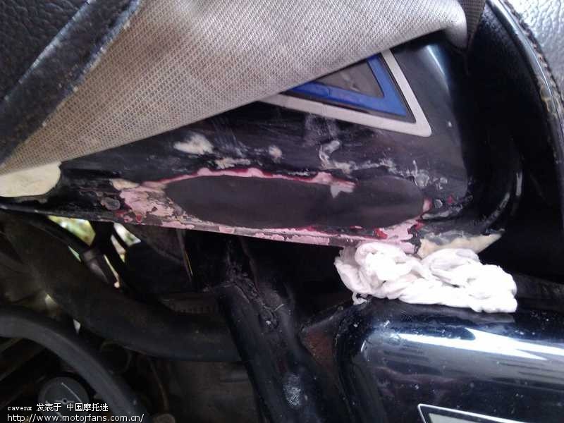 救急!油箱外侧下边的地方有点渗油怎么办?有简