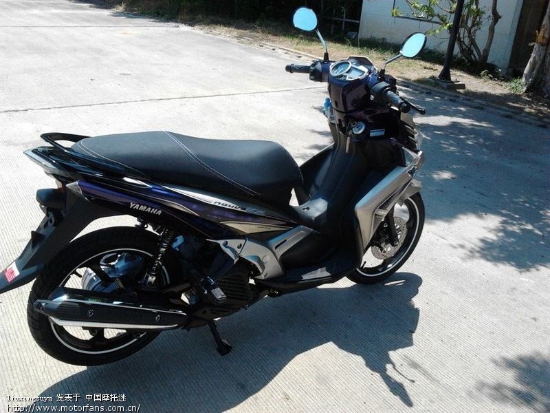 在泰国很久.刚买了辆摩托车.常常更新.介绍泰国