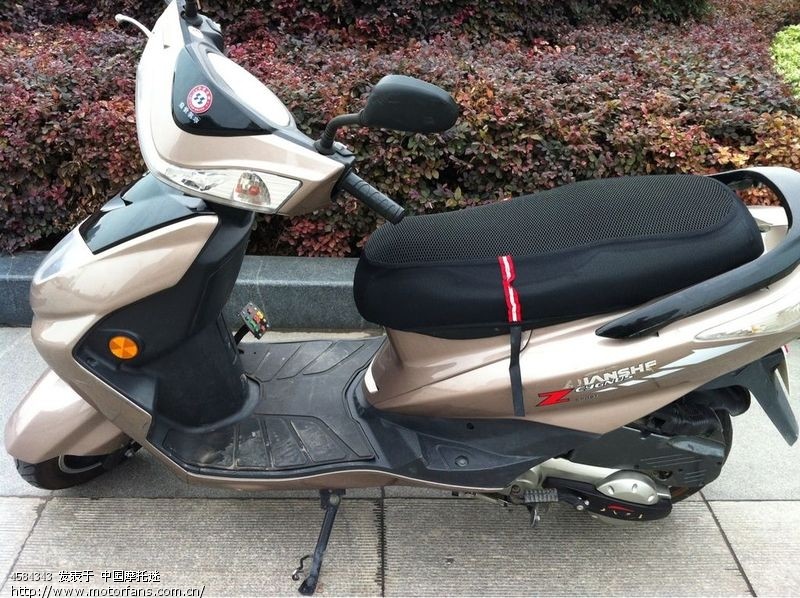 搞了仿迅鹰的建设助力踏板 - 摩托车论坛 - 建设