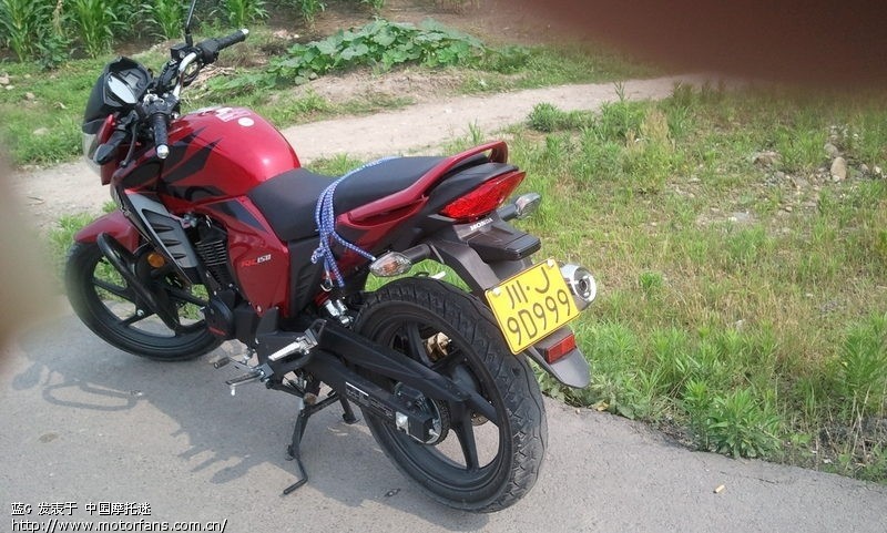 豪爵迪爽HJ 150-9A和五羊本田幻影150 - 豪爵