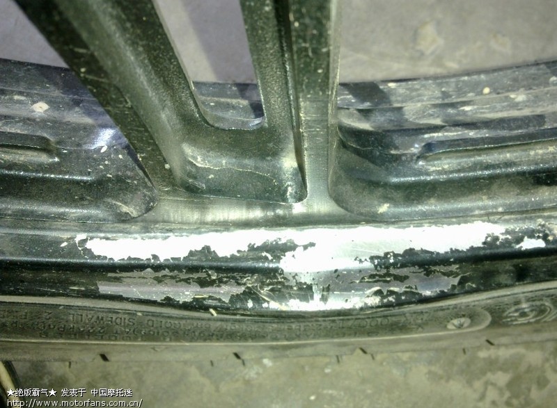 真空轮毂变形损坏了修复还可以用吗? - 维修改