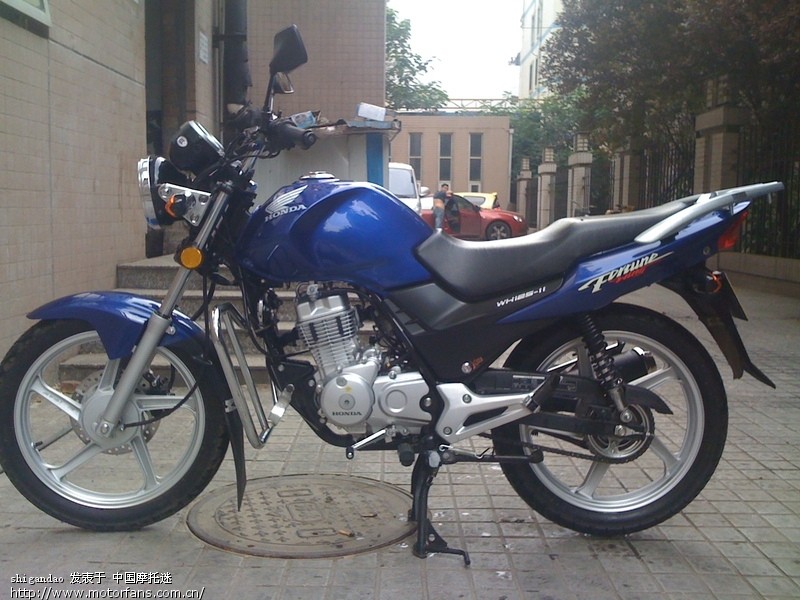 新锋翼黑色圆灯版! - 五羊本田 - 摩托车论坛 - 中