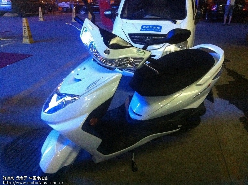 求意见:纠结迅鹰买什么颜色化油器还是电喷 -