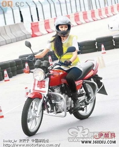 美女骑摩托 - 摩托迷水吧 - 摩托车论坛 - 中国第