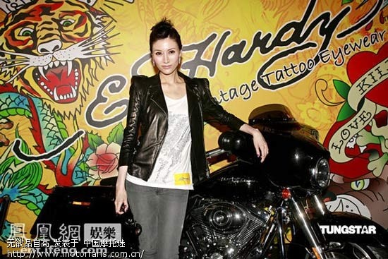 大家一起讨论一下骑摩托时戴头盔和不戴头盔的