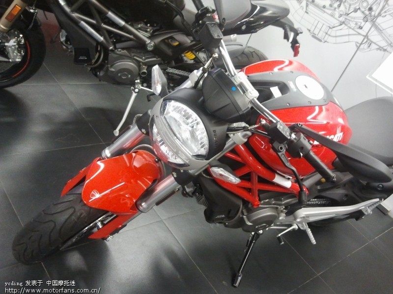 放毒了,DUCATI Monster 795细节照 - 天下大排
