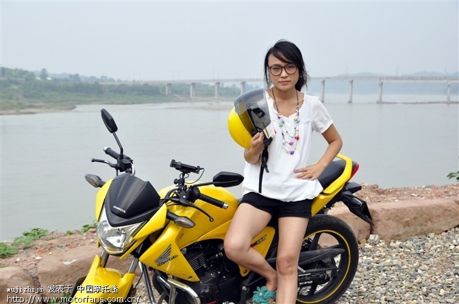 交警不懂交通法·成都摩托车150排量入城 - 四