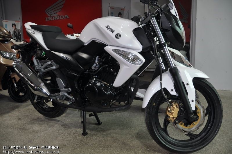 有木有感觉这辆车很像GW250。有图有真相 - 