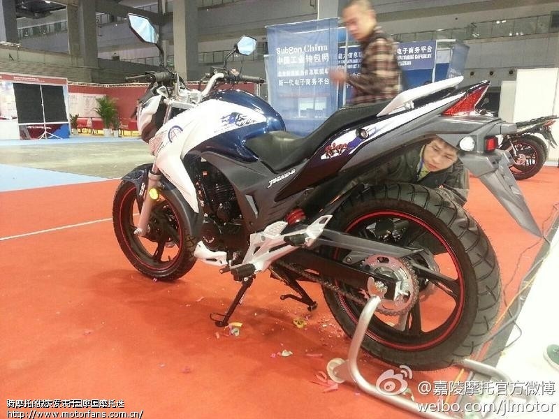 新大洲本田战神150 与 五羊本田幻影150 谁比