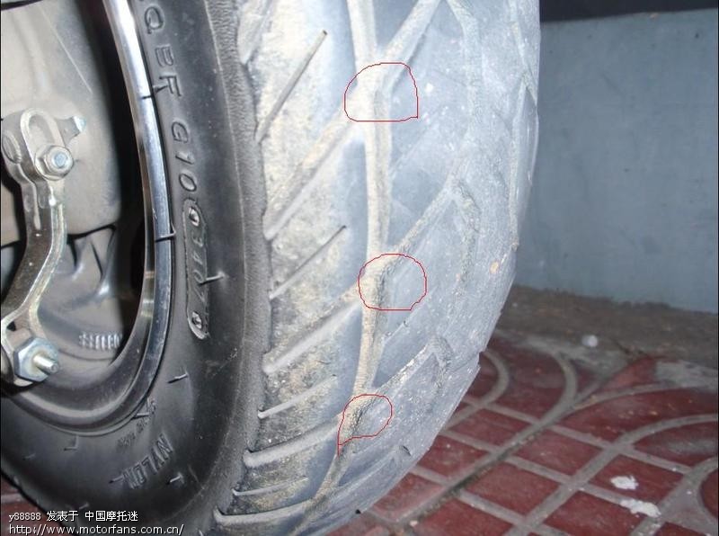 轮胎气打足了鼓包是不是该换了(有图) - 踏板论