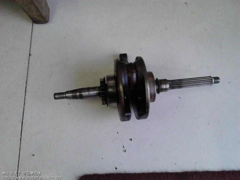 求拆曲轴轴承方法。 - 维修改装 - 摩托车论坛 -