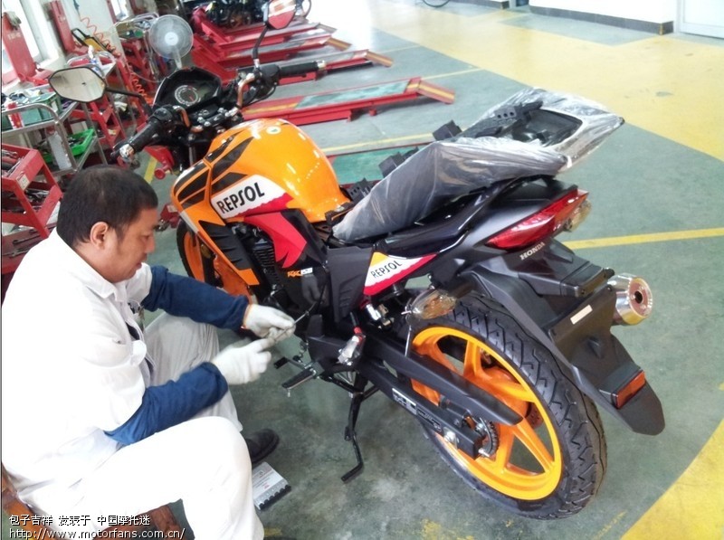 终于吗买了,这么大第一骑男装车,一路熄火十多