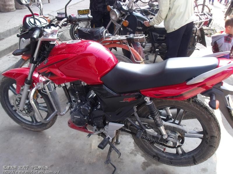 隆鑫摩托车125的赛悦的油耗是多少 - 摩托车论