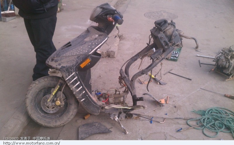 巧格呗撞报废了,车架弯了,请求各位大侠支援 -