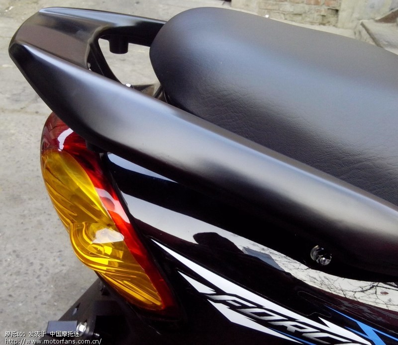 今天哥们买了新款福喜 - 踏板论坛 - 雅马哈踏板