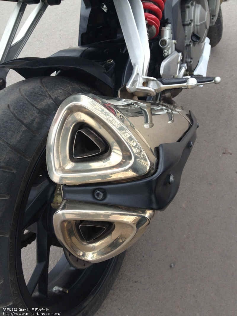 黄龙改装Z1000排气和R1吉村排气- 进口品牌-