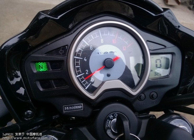 亲们我的车终于到手了HJ125-20(黑色) - 豪爵铃