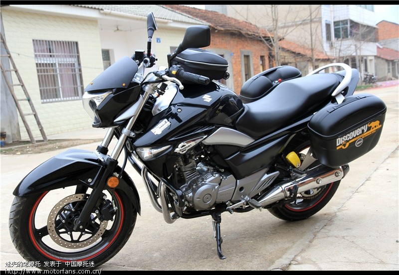 GW250装了GIVI边箱,GIVI油箱包,风挡。街跑变