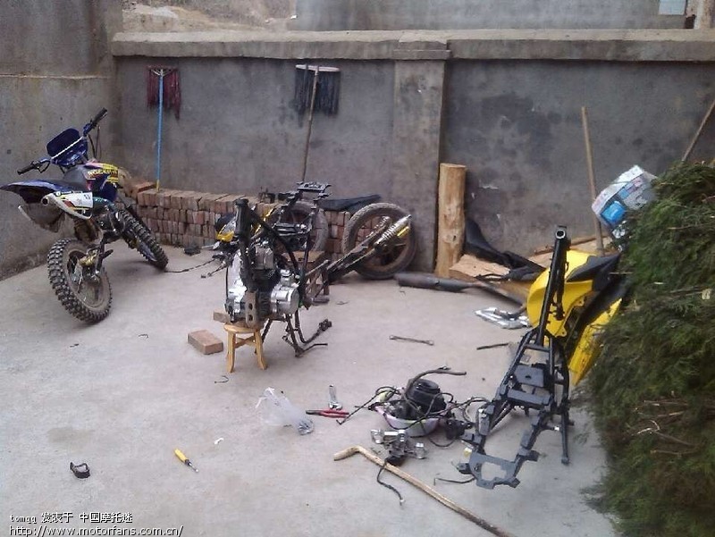 『醒目』自己动手换摩托车大架 - 维修改装 - 摩
