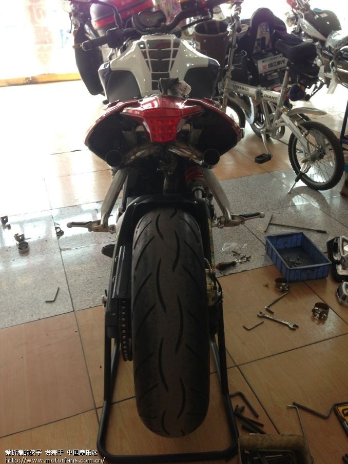 慢慢暖和了。为自己的黄龙换根新排气。 - 进口