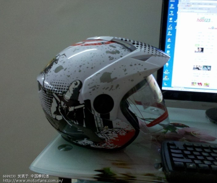 兄弟们··你们夏天都戴什么头盔的?·我那瓜