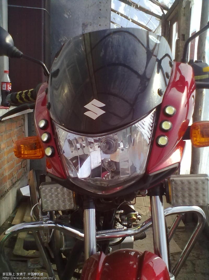 GT加装鹰眼日行灯 - 济南铃木 - 摩托车论坛 - 中